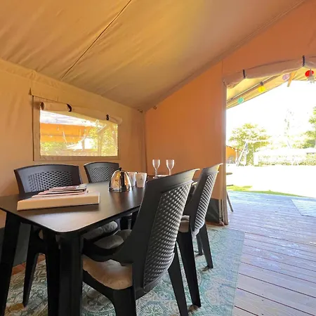 Holiday home De Mier Hulshorst